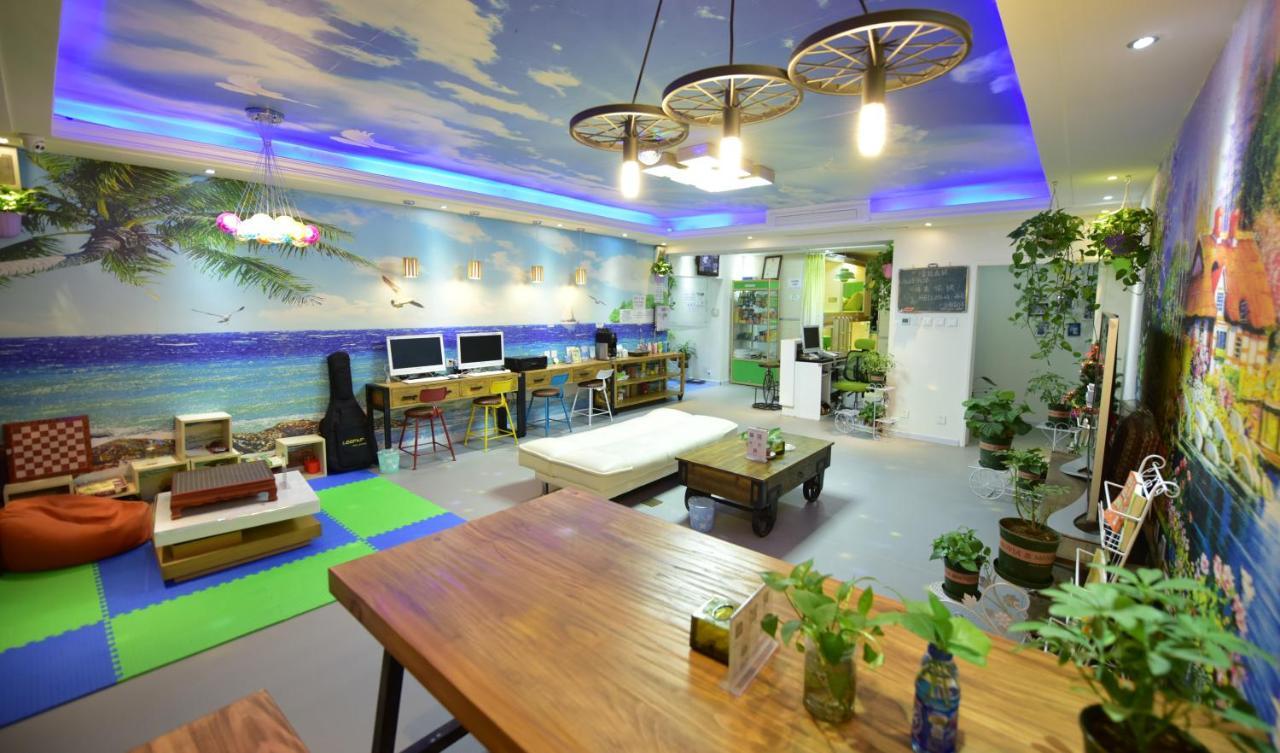 Qingting Space Capsule Hostel Qingdao Esterno foto